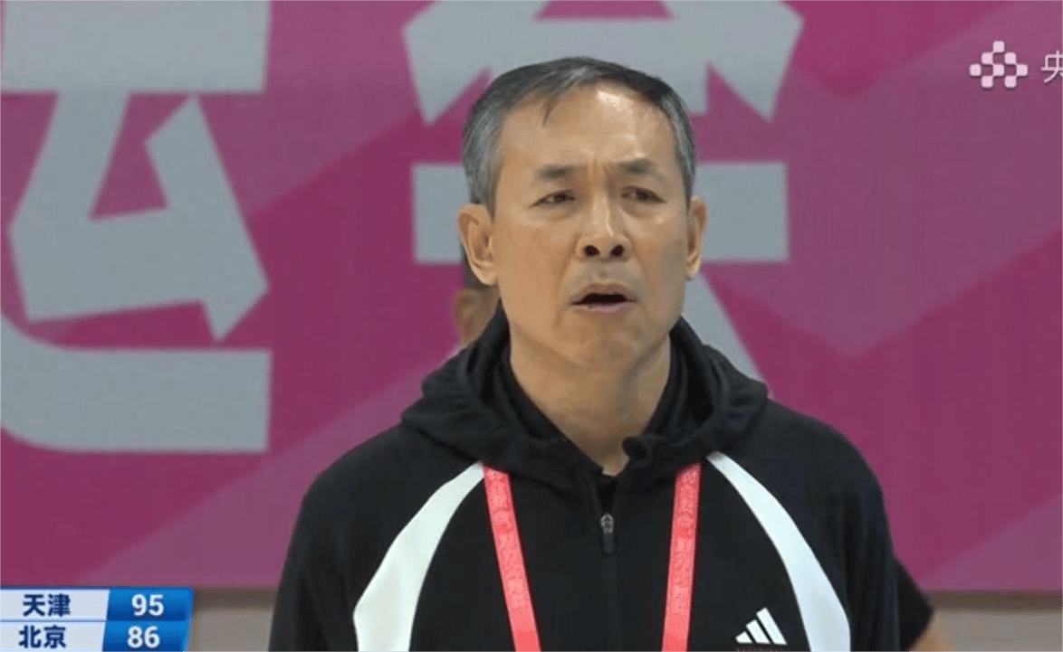 kaiyun-欧联倒计时;夏洛特黄蜂关键时刻调整名单;细节引发关注;赛场秩序良好;临场指挥获称赞的简单介绍