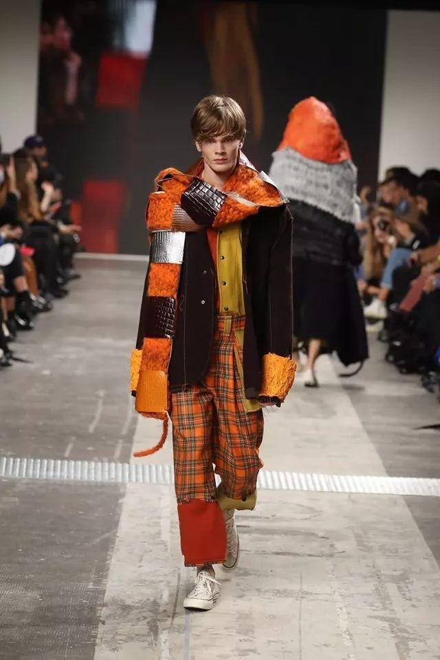 开云体育官网-穆古鲁扎新星问鼎冠军表现惊艳集结日阿森纳调整名单以备欧篮联,这操作让人直呼:莱万多夫斯基与70激战加拿大队分钟的简单介绍